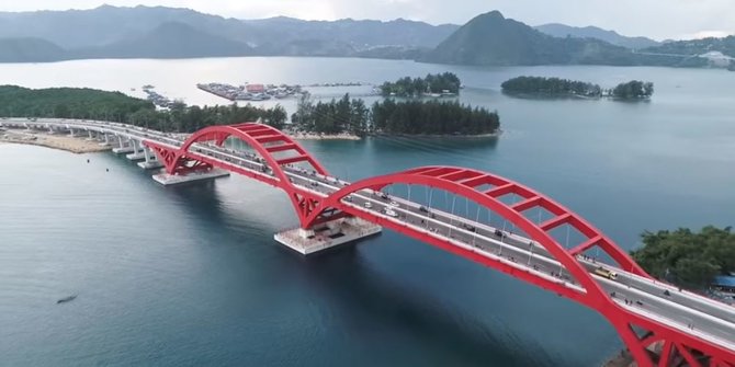 Mengenal Youtefa, Jembatan ‘Merah’ Megah nan Indah Kebanggaan Papua