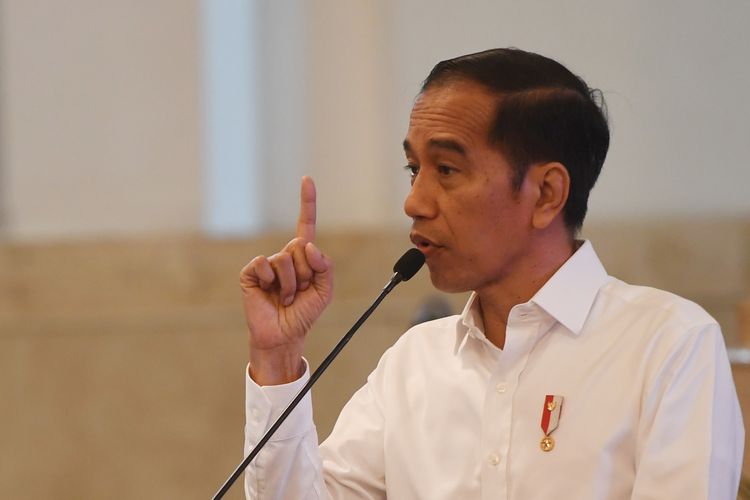 Presiden Jokowi Imbau Masyarakat Gotong Royong Lawan Virus Corona