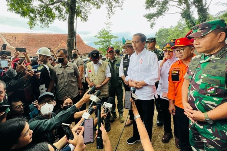 Jokowi ke Cianjur untuk Ketiga Kalinya, Cek Proyek Rumah Tanah Gempa